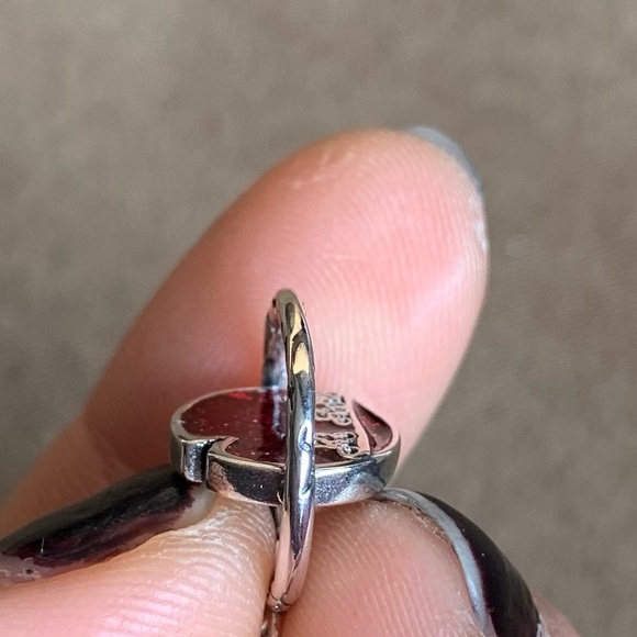 NWOT Stranger Things Glow-in-the-dark Upside Down Dangle Charm Sterling Silver - Picture 13 of 13